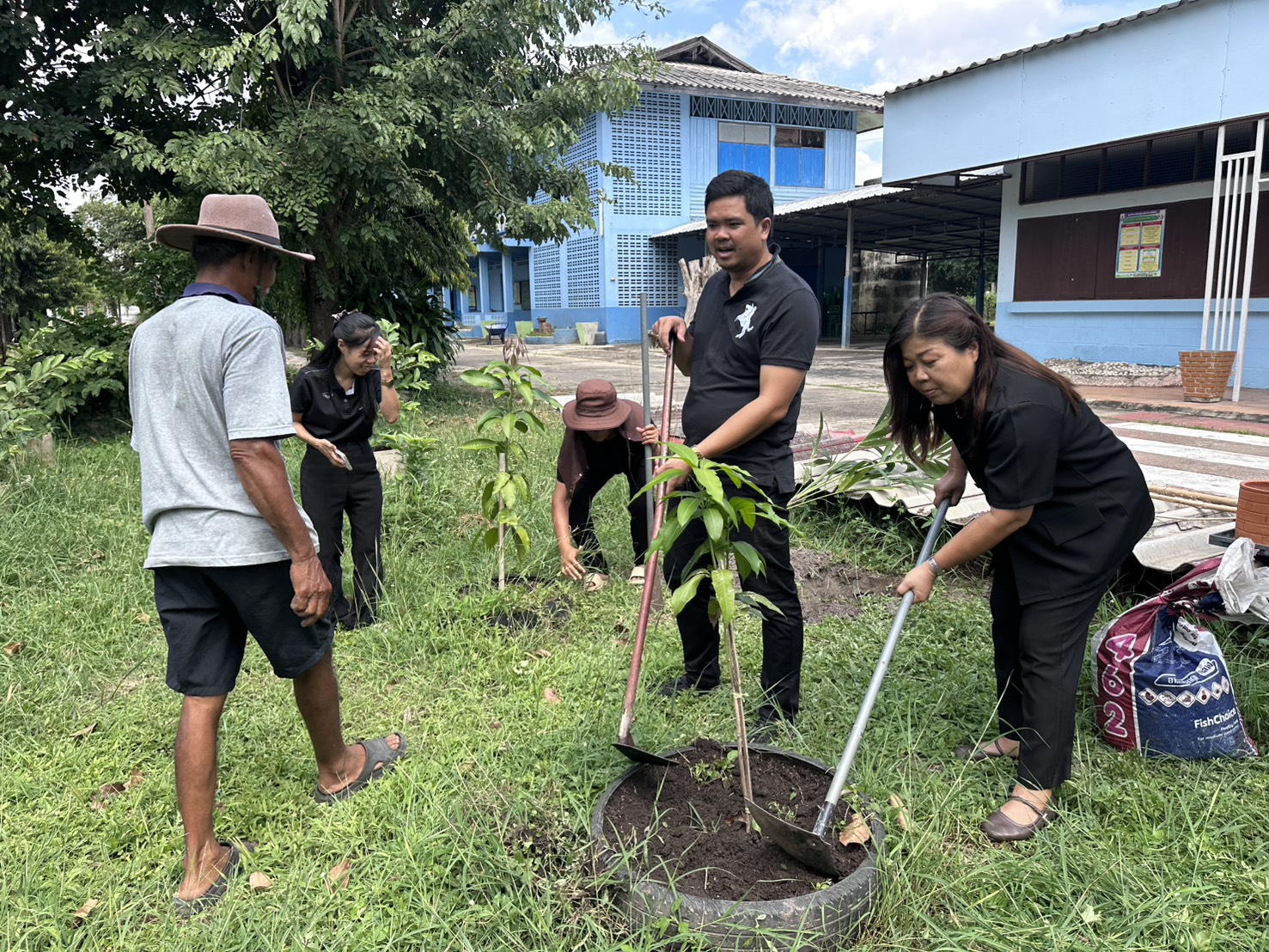 572799517 1304197794840695 798177389200344647 N